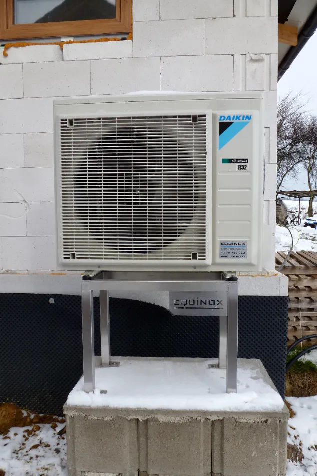 Tepelné čerpadlo vzduch voda Daikin Altherma 3 8kW rodinný dom Malinová