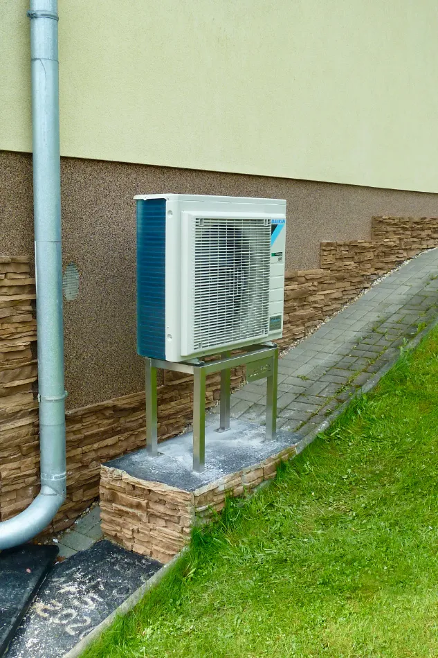 Tepelné čerpadlo vzduch voda Daikin Altherma 3 8kW rodinný dom Môlča