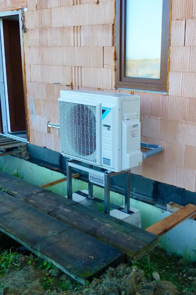 Tepelné čerpadlo vzduch voda Daikin Altherma 3 8kW rodinný dom Mútne