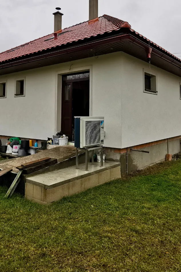 Tepelné čerpadlo vzduch voda Daikin Altherma 3 8kW rodinný dom Necpaly
