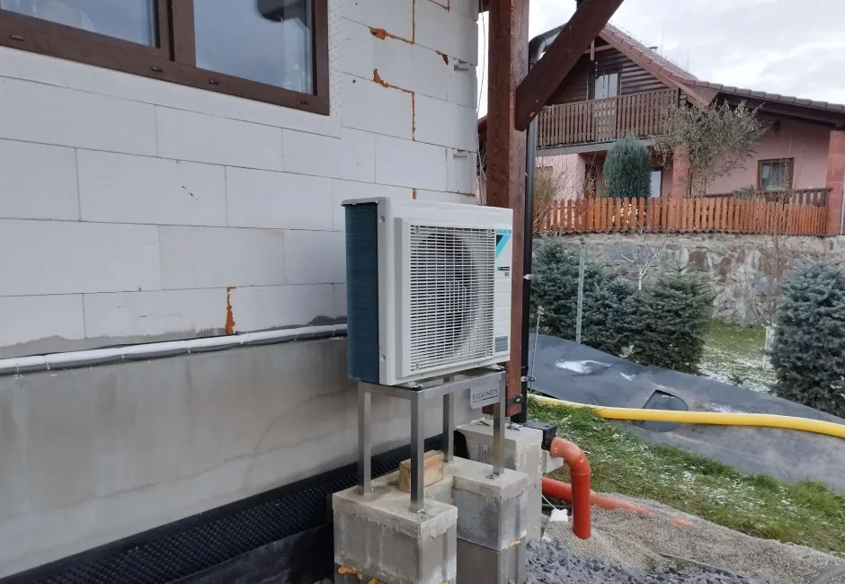 Tepelné čerpadlo vzduch voda Daikin Altherma 3 8kW rodinný dom Nová Baňa