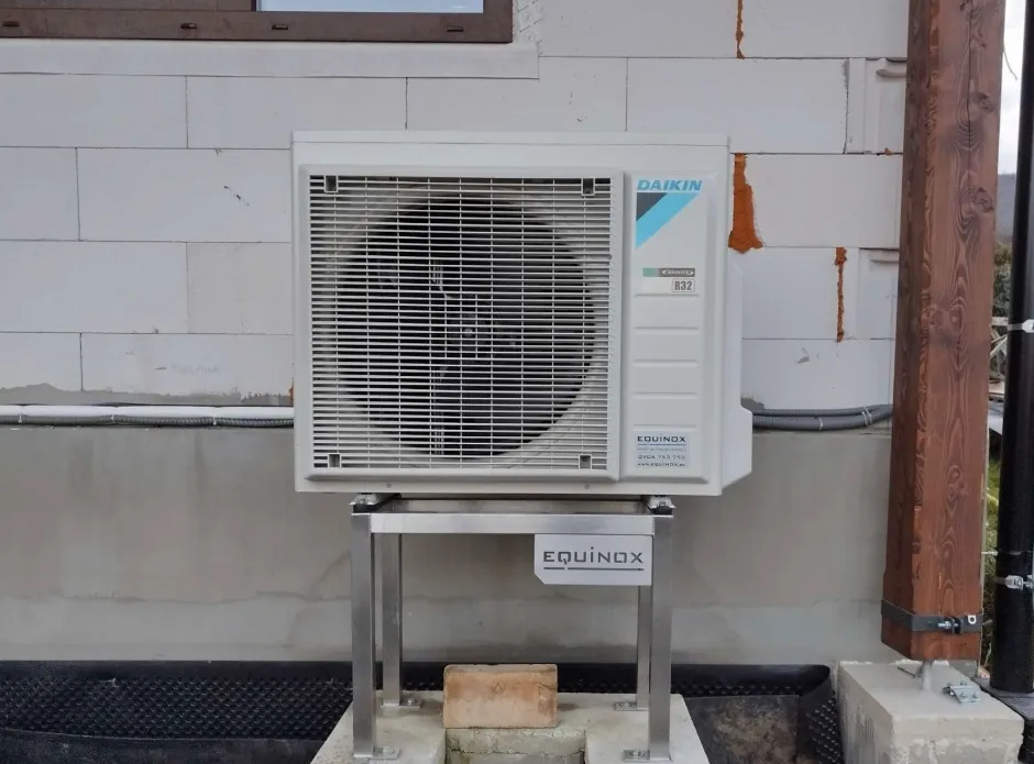 Tepelné čerpadlo vzduch voda Daikin Altherma 3 8kW rodinný dom Nová Baňa