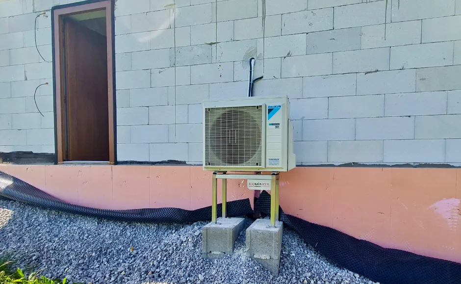 Tepelné čerpadlo vzduch voda Daikin Altherma 3 8kW rodinný dom Novoť