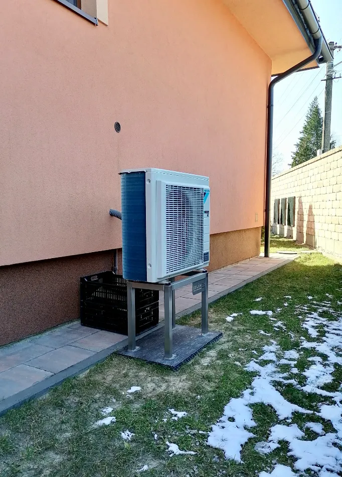 Tepelné čerpadlo vzduch voda Daikin Altherma 3 8kW rodinný dom Nový Ruskov