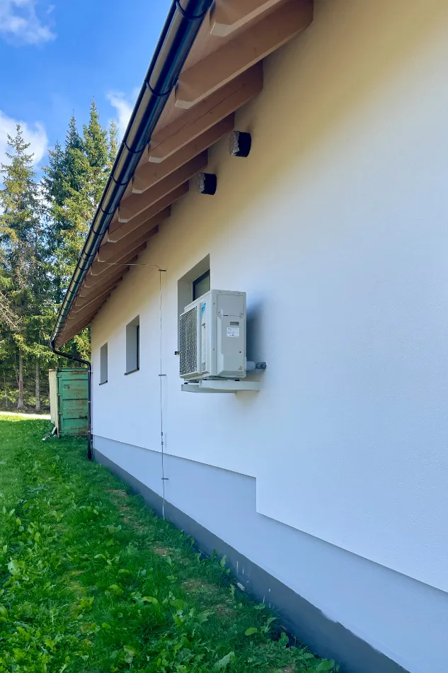 Tepelné čerpadlo vzduch voda Daikin Altherma 3 8kW rodinný dom Oravská Jasenica