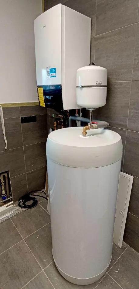 Tepelné čerpadlo vzduch voda Daikin Altherma 3 8kW rodinný dom Oravská Jasenica