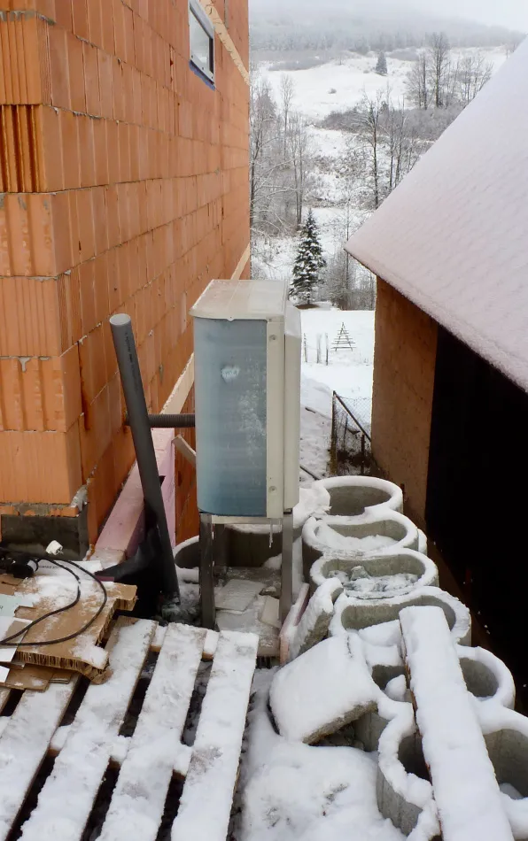 Tepelné čerpadlo vzduch voda Daikin Altherma 3 8kW rodinný dom Osádka