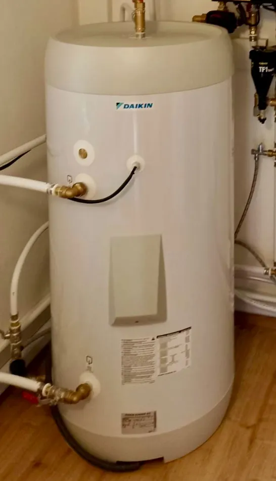 Tepelné čerpadlo vzduch voda Daikin Altherma 3 8kW rodinný dom Podkonice