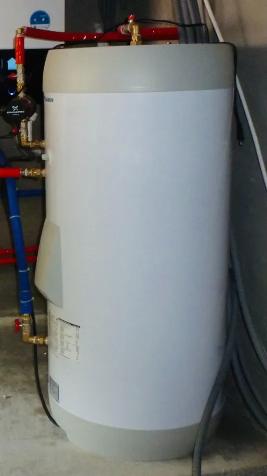 Tepelné čerpadlo vzduch voda Daikin Altherma 3 8kW rodinný dom Pohronský Bukovec