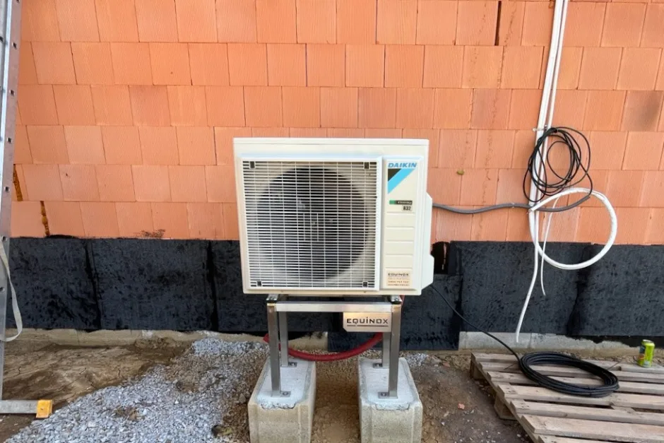 Tepelné čerpadlo vzduch voda Daikin Altherma 3 8kW rodinný dom Poniky
