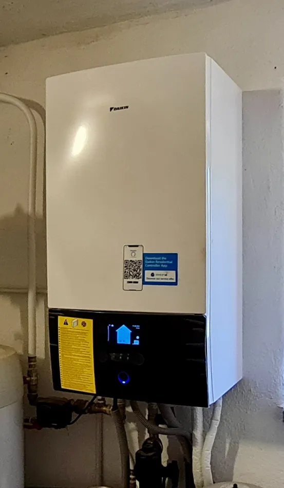 Tepelné čerpadlo vzduch voda Daikin Altherma 3 8kW rodinný dom Poniky