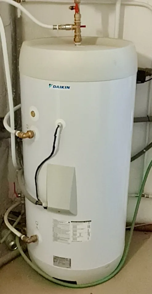 Tepelné čerpadlo vzduch voda Daikin Altherma 3 8kW rodinný dom Poniky