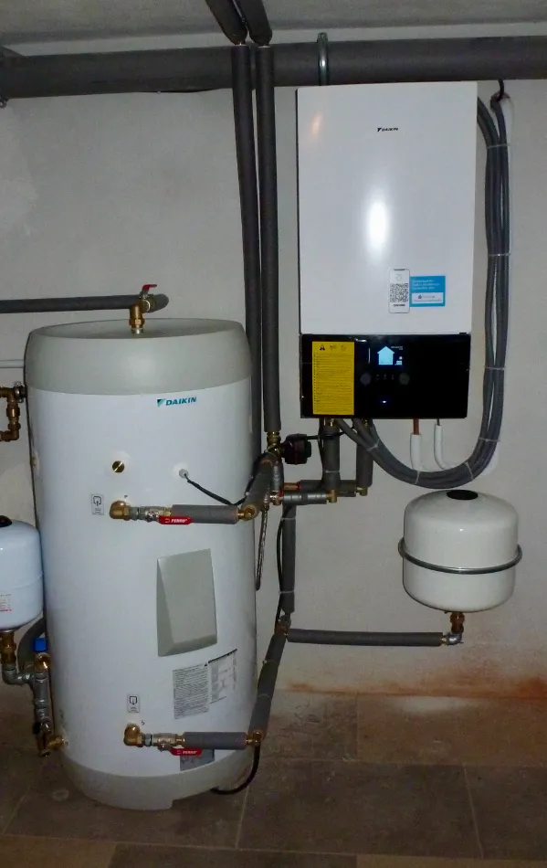 Tepelné čerpadlo vzduch voda Daikin Altherma 3 8kW rodinný dom Ruskovce