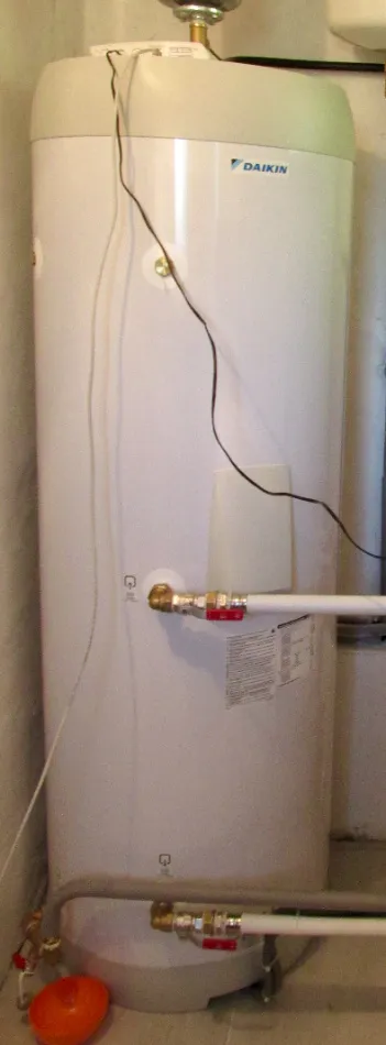 Tepelné čerpadlo vzduch voda Daikin Altherma 3 8kW rodinný dom Tajov
