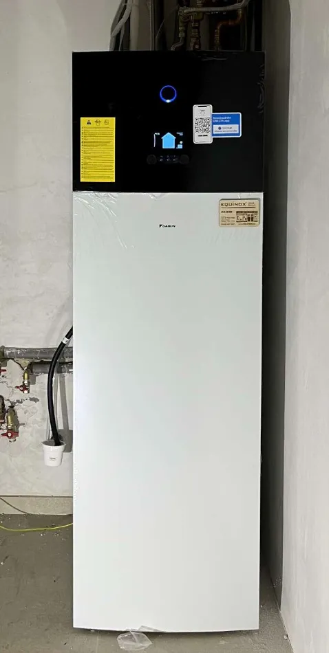 Tepelné čerpadlo vzduch voda Daikin Altherma 3 8kW rodinný dom Trakovice