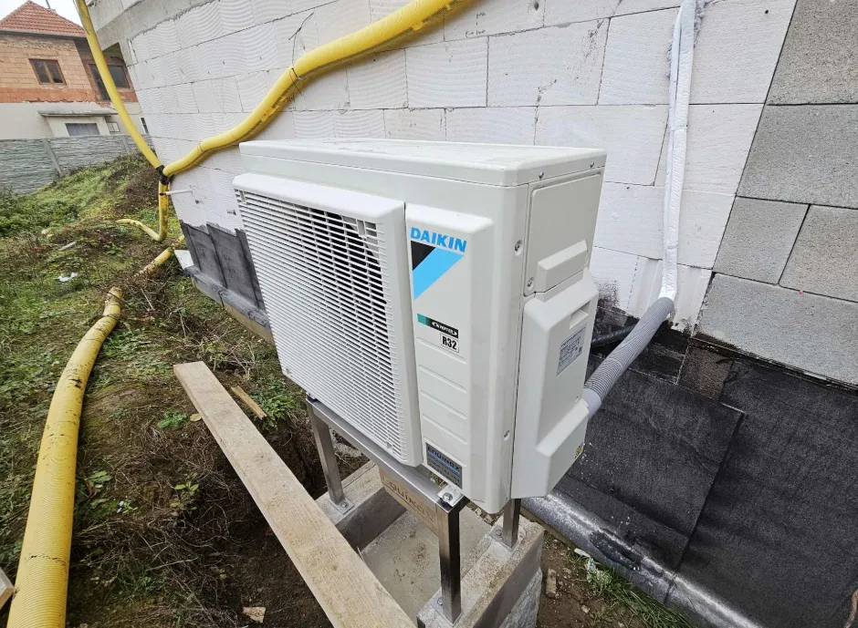Tepelné čerpadlo vzduch voda Daikin Altherma 3 8kW rodinný dom Trenčianska Turná