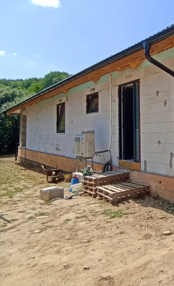Tepelné čerpadlo vzduch voda Daikin Altherma 3 8kW rodinný dom Zlatníky
