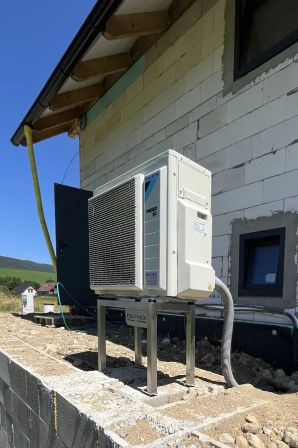 Tepelné čerpadlo vzduch voda Daikin Altherma 3 8kW rodinný dom Zuberec