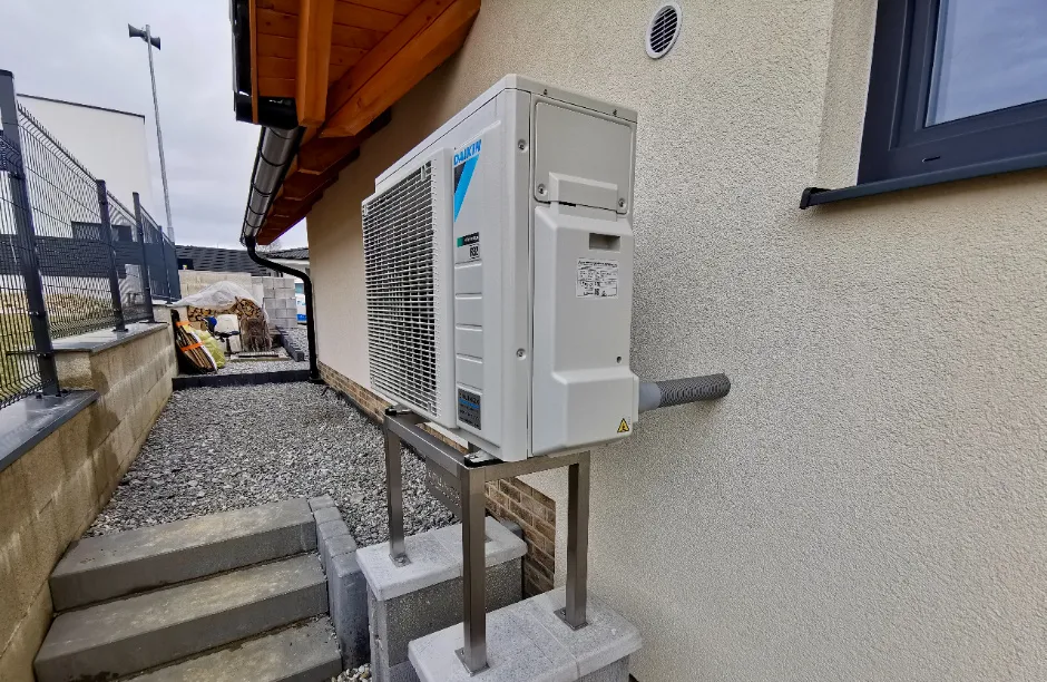 Tepelné čerpadlo vzduch voda Daikin Altherma 3 8kW rodinný dom Zubrohlava