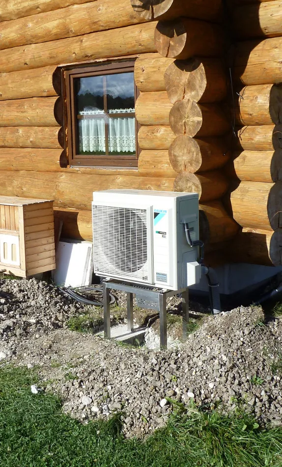 Tepelné čerpadlo vzduch voda Daikin Altherma 3 8kW s chladením RD Liptovské Matiašovce