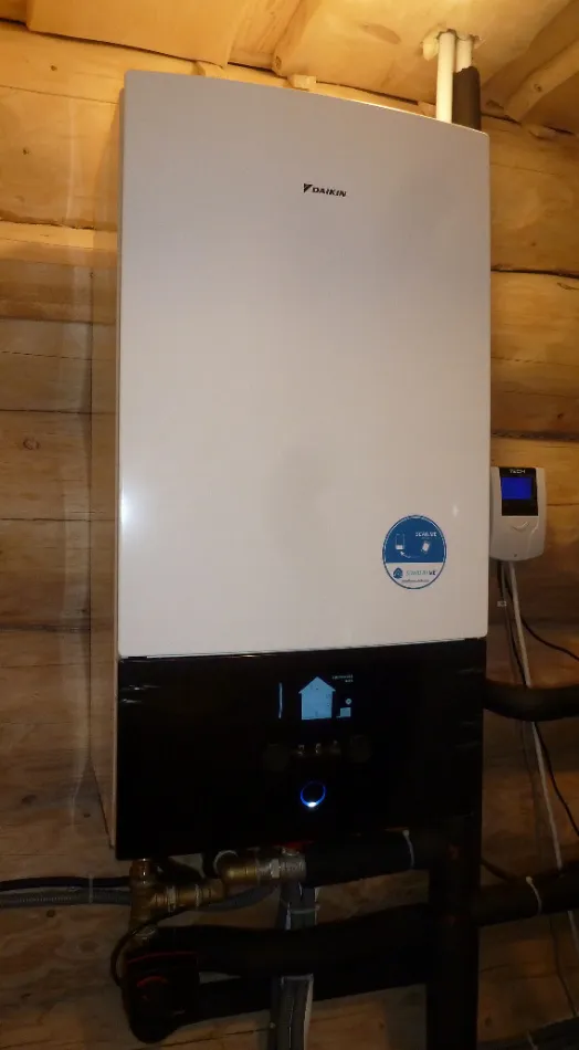 Tepelné čerpadlo vzduch voda Daikin Altherma 3 8kW s chladením RD Liptovské Matiašovce