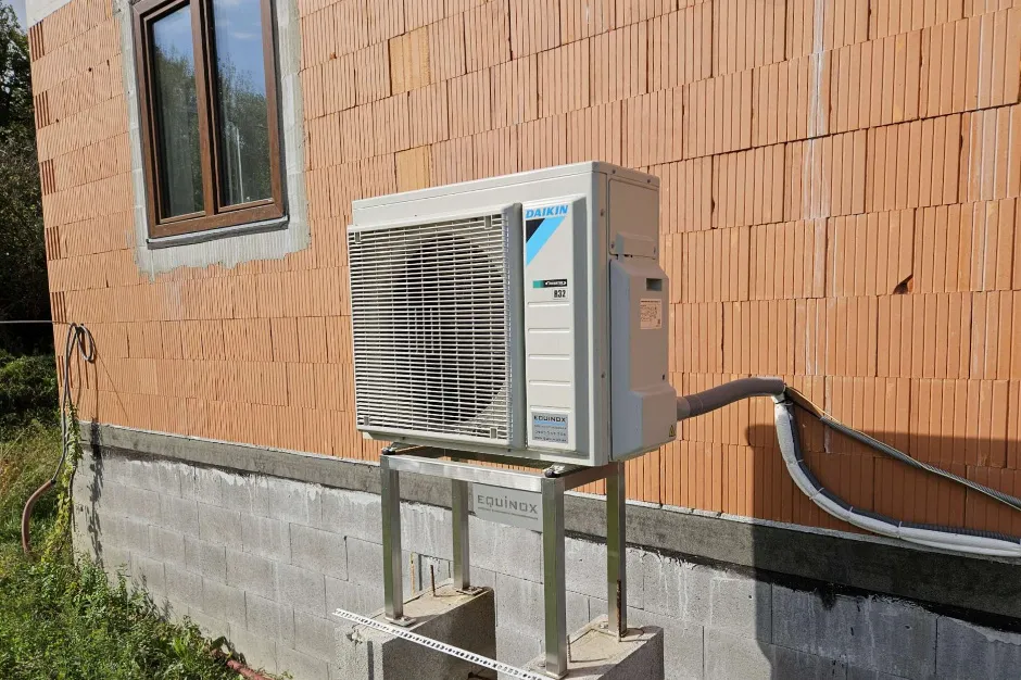 Tepelné čerpadlo vzduch voda Daikin Altherma 3 8kW s chladením RD Trenčianske Jastrabie
