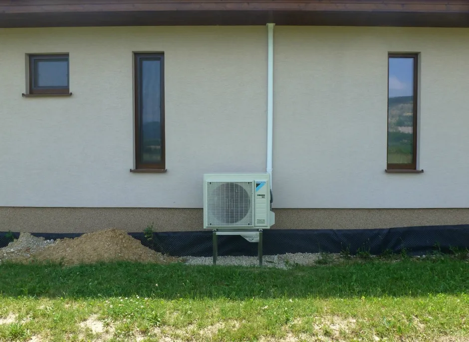Tepelné čerpadlo vzduch voda Daikin Altherma 3 8kW s chladením RD Trenčianské Jastrabie
