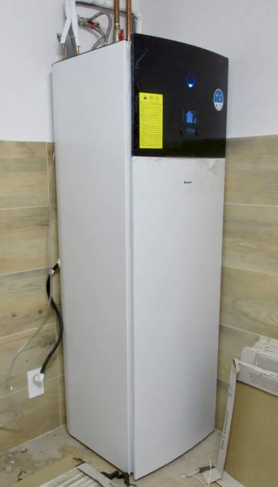 Tepelné čerpadlo vzduch voda Daikin Altherma 3 8kW s chladením RD Turčianska Štiavnička