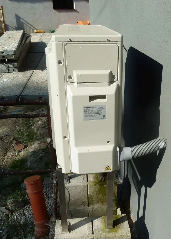 Tepelné čerpadlo vzduch voda Daikin Altherma 3 8kW s chladením RD Valaská Dubová