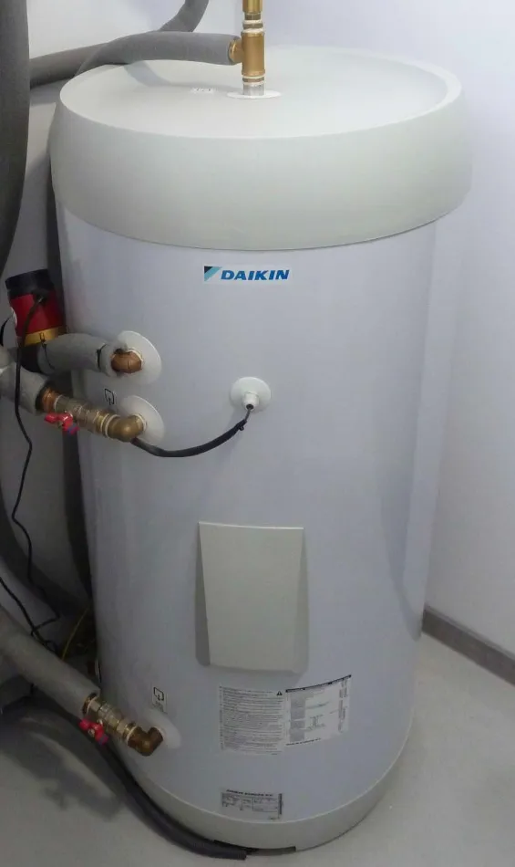 Tepelné čerpadlo vzduch voda Daikin Altherma 3 8kW s chladením RD Valaská Dubová