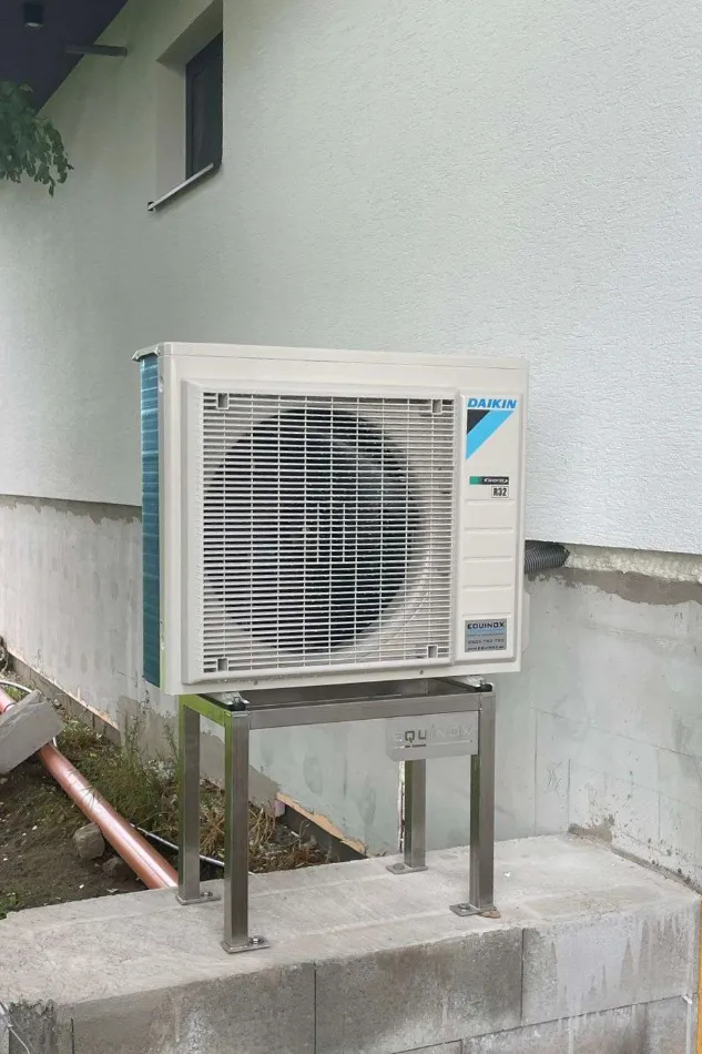Tepelné čerpadlo vzduch voda Daikin Altherma 3 8kW s chladením rod. dom Borský Svätý Jur