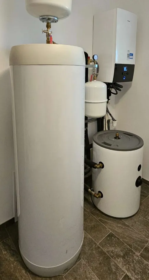 Tepelné čerpadlo vzduch voda Daikin Altherma 3 8kW s chladením rod. dom Borský Svätý Jur