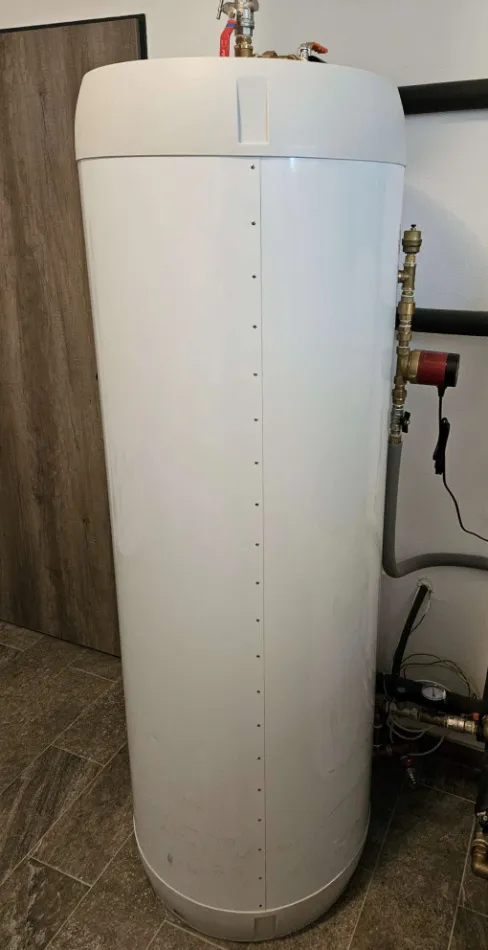 Tepelné čerpadlo vzduch voda Daikin Altherma 3 8kW s chladením rod. dom Borský Svätý Jur