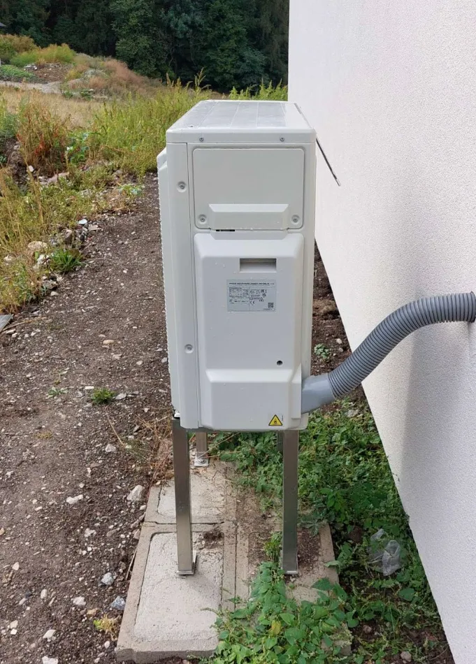 Tepelné čerpadlo vzduch voda Daikin Altherma 3 8kW s chladením rod. dom Necpaly pri Martin