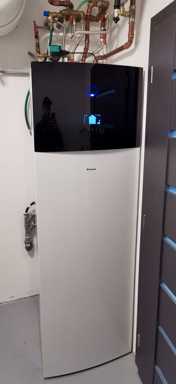 Tepelné čerpadlo vzduch voda Daikin Altherma 3 8kW s chladením rod. dom Skalka nad Váhom
