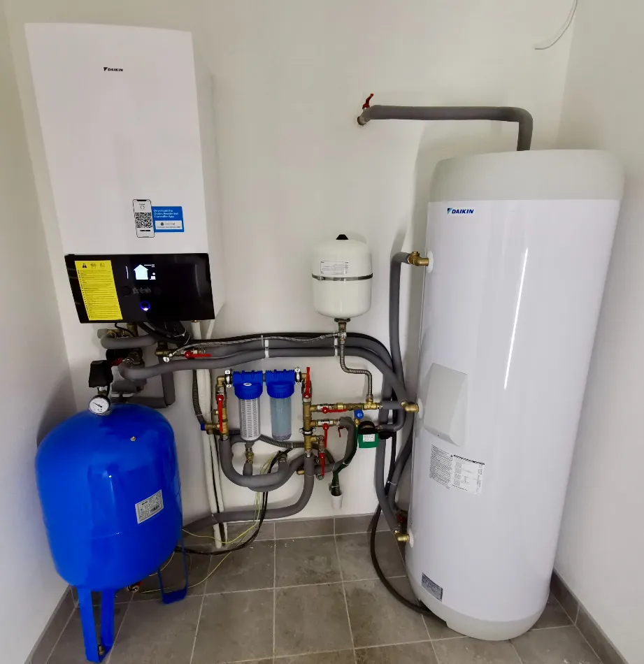 Tepelné čerpadlo vzduch voda Daikin Altherma 3 8kW s chladením rod.dom Zemianske Podhradie