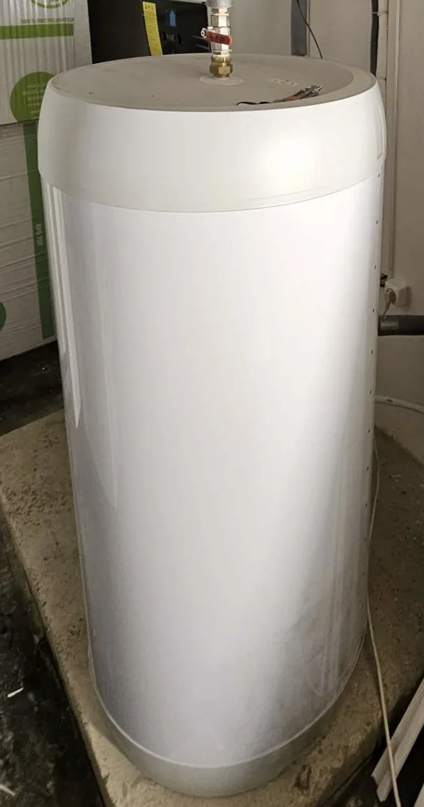 Tepelné čerpadlo vzduch voda Daikin Altherma 3 8kW s chladením rodinný dom Báhoň