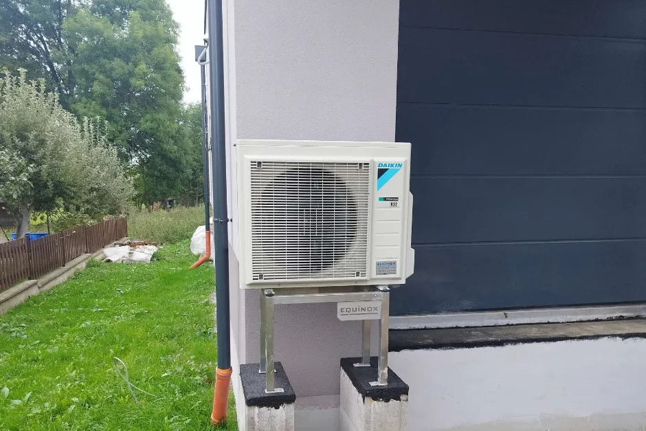 Tepelné čerpadlo vzduch voda Daikin Altherma 3 8kW s chladením rodinný dom Benice