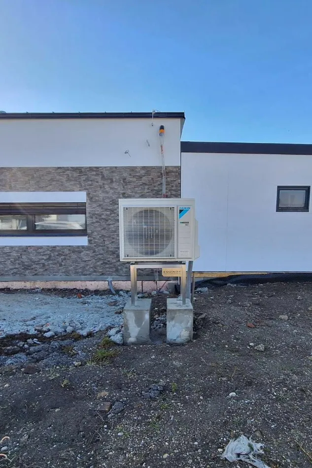 Tepelné čerpadlo vzduch voda Daikin Altherma 3 8kW s chladením rodinný dom Boldog