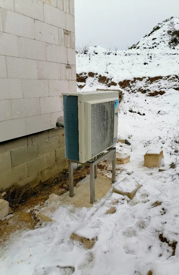 Tepelné čerpadlo vzduch voda Daikin Altherma 3 8kW s chladením rodinný dom Brezno
