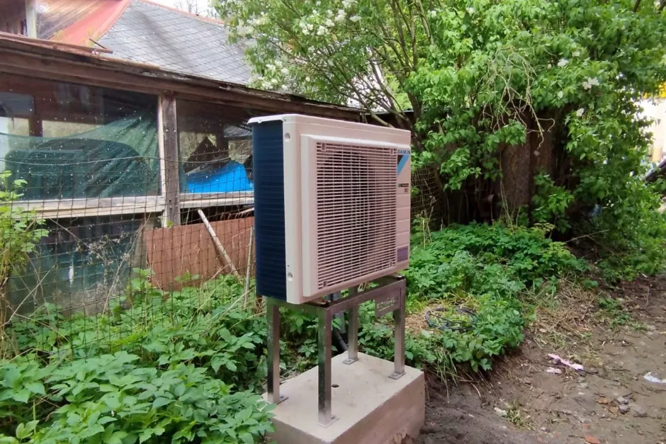 Tepelné čerpadlo vzduch voda Daikin Altherma 3 8kW s chladením rodinný dom Budča