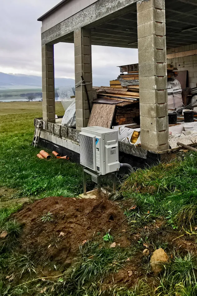 Tepelné čerpadlo vzduch voda Daikin Altherma 3 8kW s chladením rodinný dom Dobrá Niva