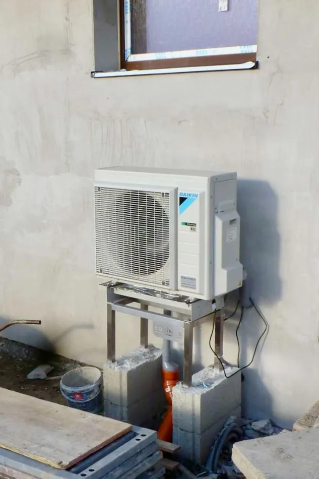 Tepelné čerpadlo vzduch voda Daikin Altherma 3 8kW s chladením rodinný dom Dunajská Lužná