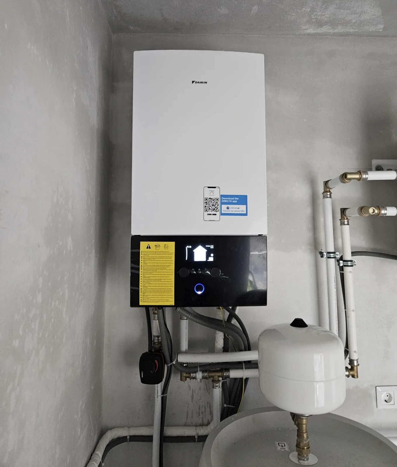 Tepelné čerpadlo vzduch voda Daikin Altherma 3 8kW s chladením rodinný dom Engelhartstetten