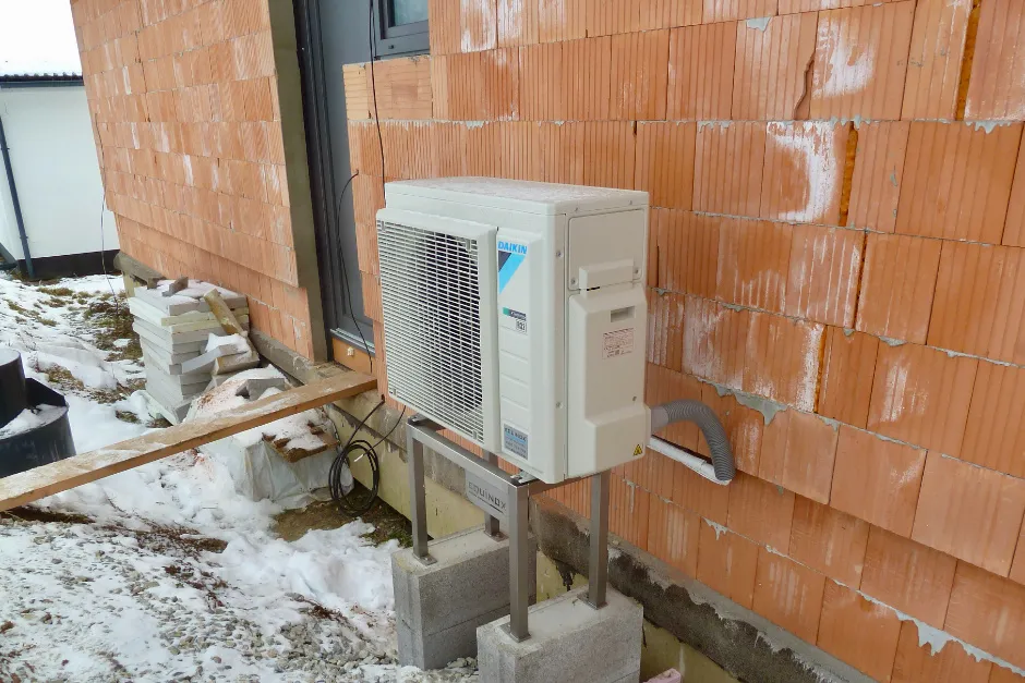 Tepelné čerpadlo vzduch voda Daikin Altherma 3 8kW s chladením rodinný dom Fintice