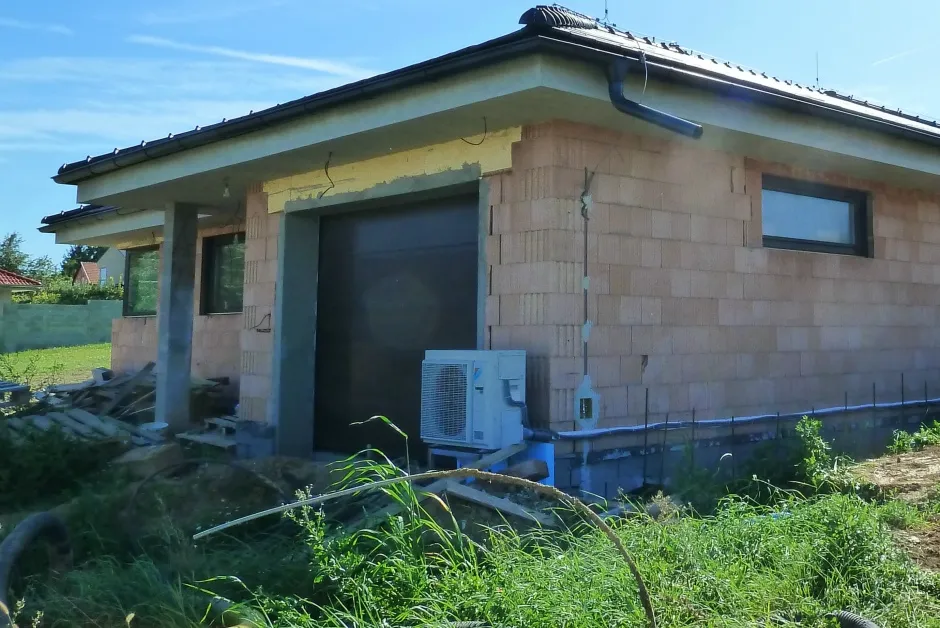 Tepelné čerpadlo vzduch voda Daikin Altherma 3 8kW s chladením rodinný dom Golianovo