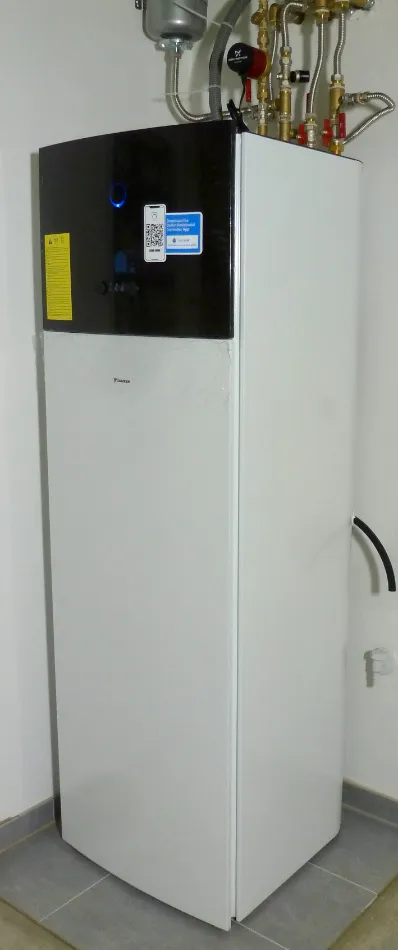 Tepelné čerpadlo vzduch voda Daikin Altherma 3 8kW s chladením rodinný dom Hôrky