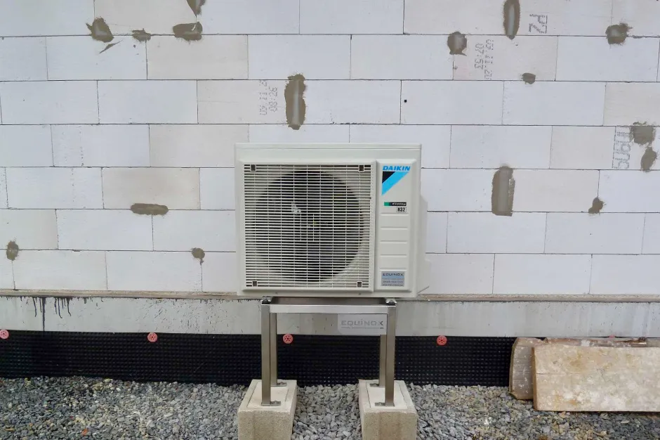 Tepelné čerpadlo vzduch voda Daikin Altherma 3 8kW s chladením rodinný dom Hriňová