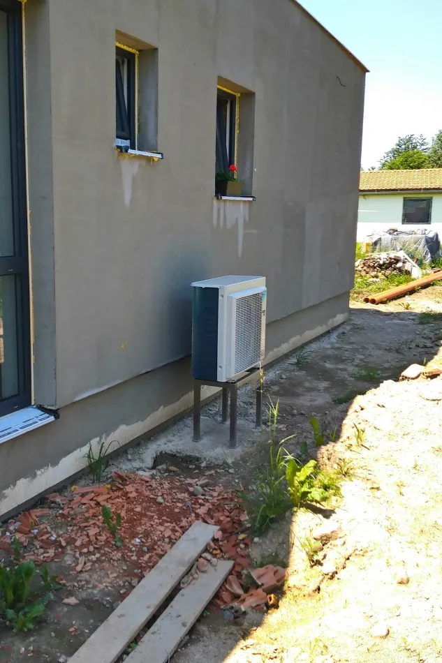 Tepelné čerpadlo vzduch voda Daikin Altherma 3 8kW s chladením rodinný dom Hriňová