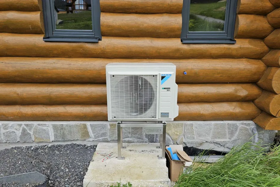 Tepelné čerpadlo vzduch voda Daikin Altherma 3 8kW s chladením rodinný dom Ižipovce